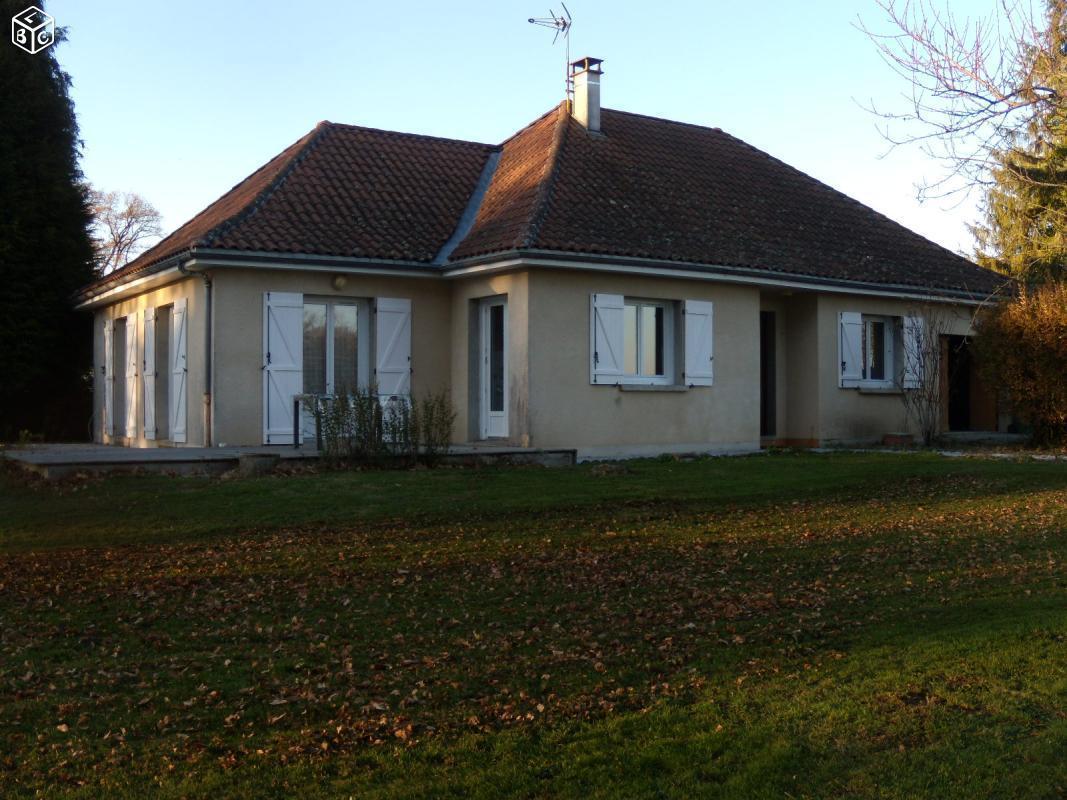 Maison de plein pied avec garage proche Limoges