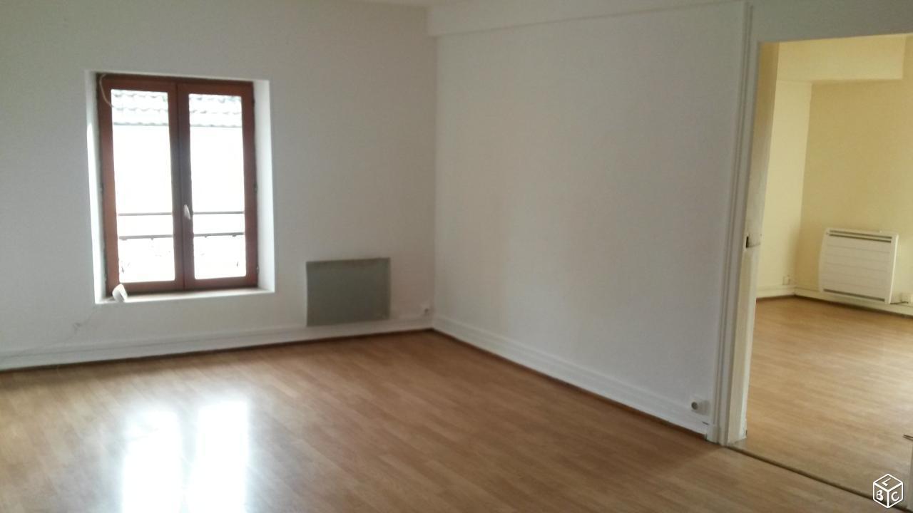 Appartement F3 ensoleillé charmante vue