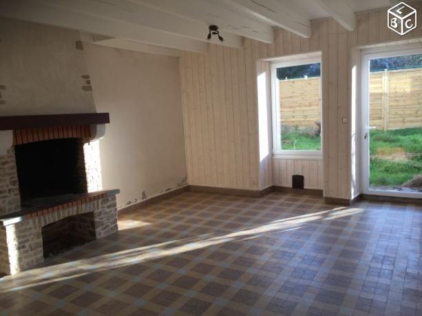 Maison pierres bourg de  110m²