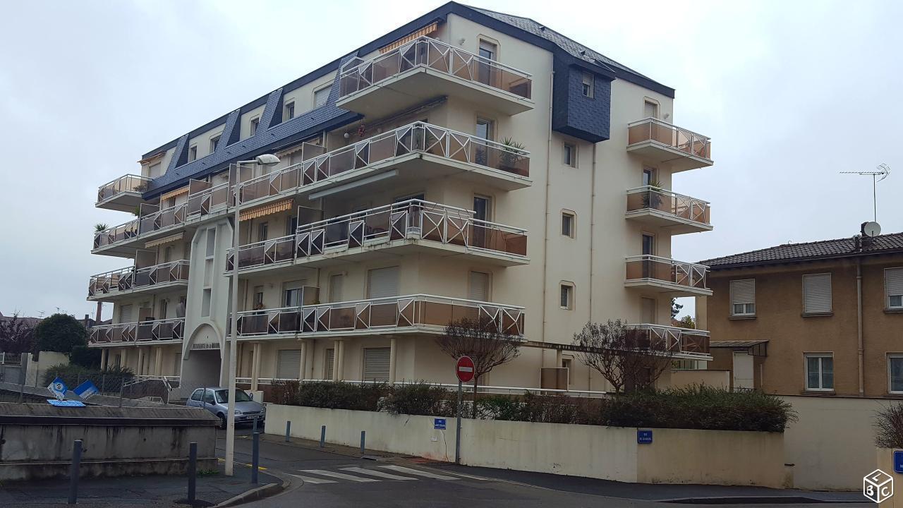 CHARMANT APPARTEMENT 2 PIÈCES 53m2