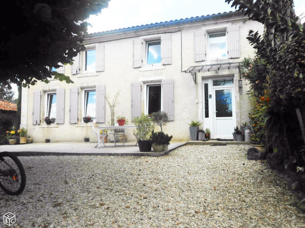 Maison ancienne 7 pièces 230 m²