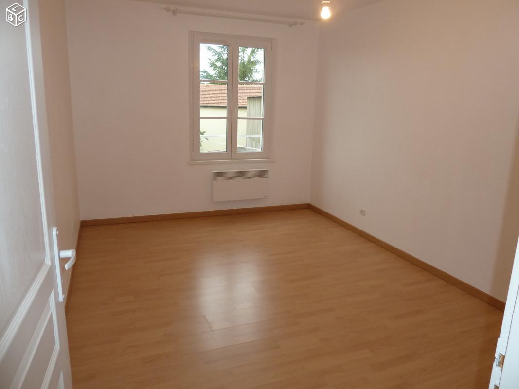 , 7km Metz Est, Appt f3, 90 m² dispo 01/03