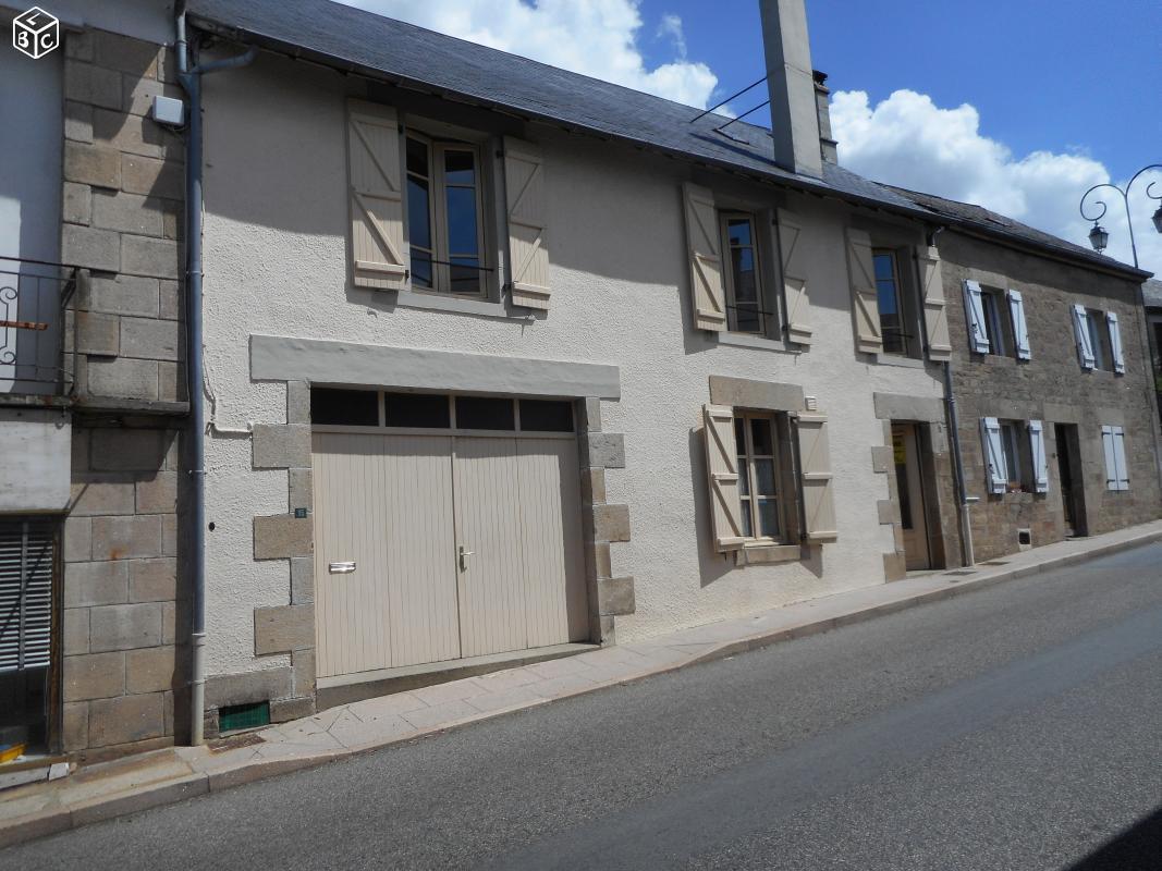 Maison de centre bourg dans un village