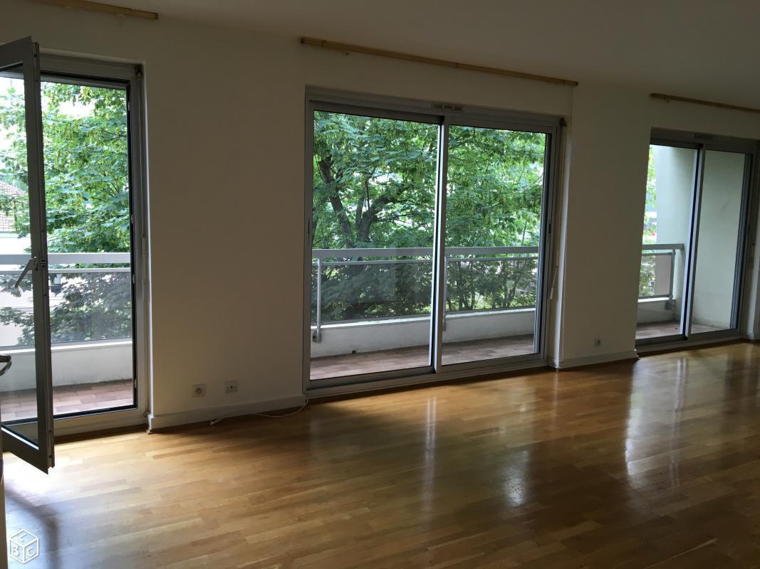 APPARTEMENT 4 PIECES - 74m² DANS LA VERDURE