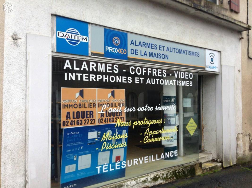 local commercial  centre ville