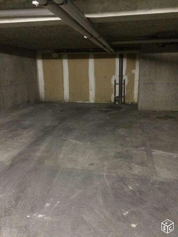 Place de Parking souterraine sécurisée  Préf