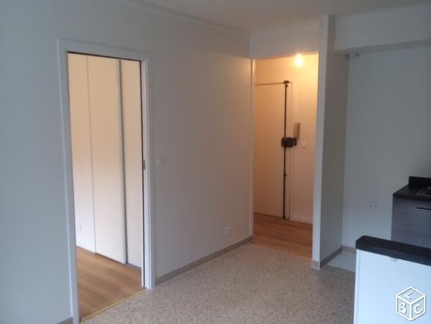 T2 de 30m2 refait à neuf, dispo immediat