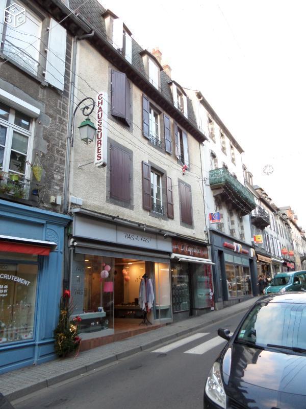 Local commercial dans le centre-ville de