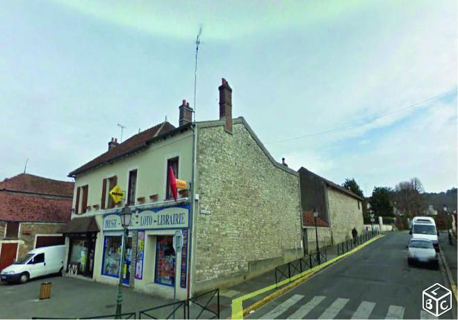 Commerces et logements (divisibles)