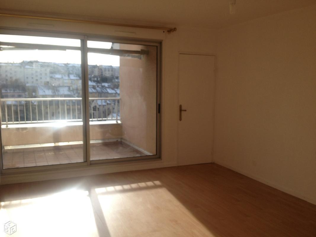 A louer appartement T3 - 70 m2 à