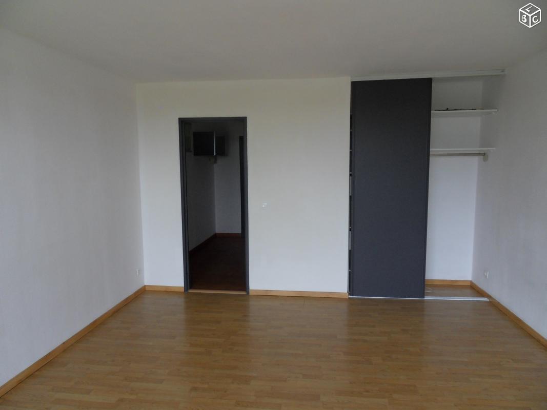 Studio 32 m2 Mons en Baroeul