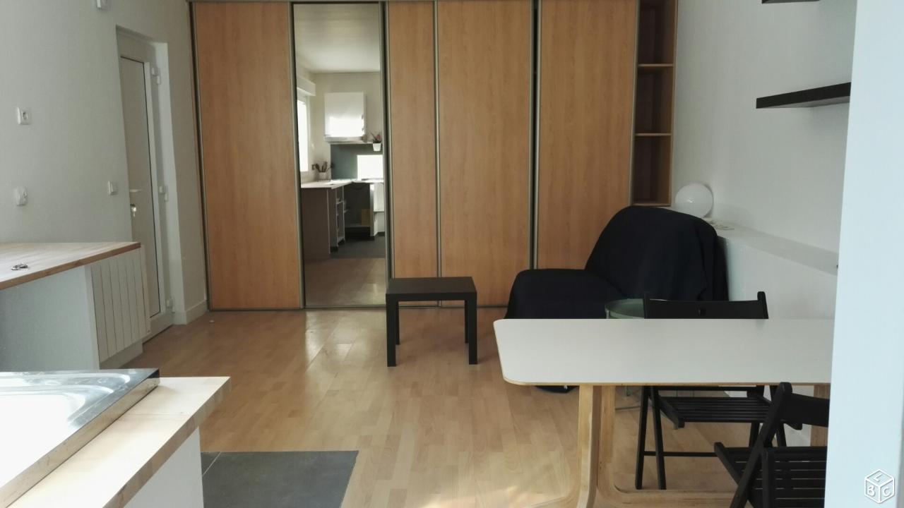 Studio meublé 25m²