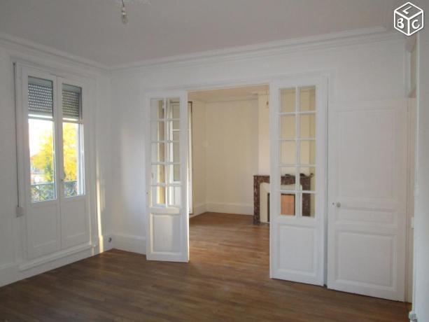 Appartement F 5, centre , rénové ds l'ancien