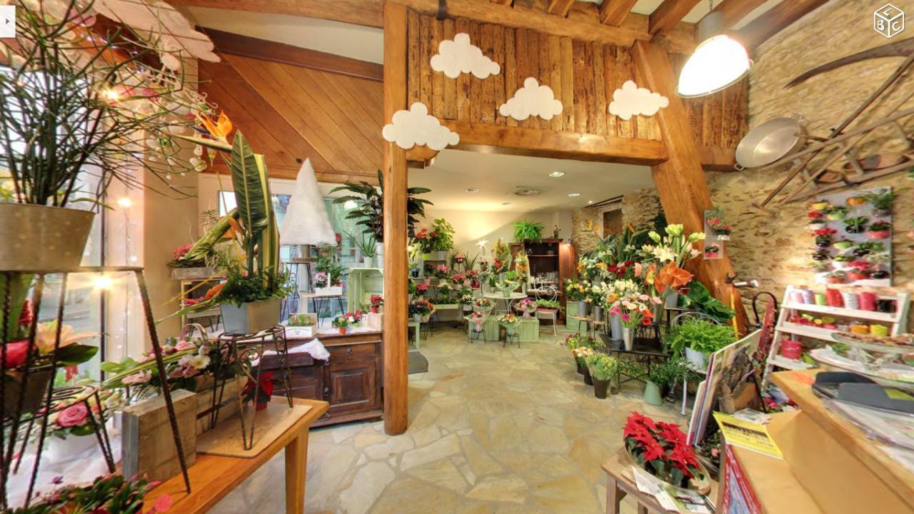 Très beau local commerce fleurs ou autre