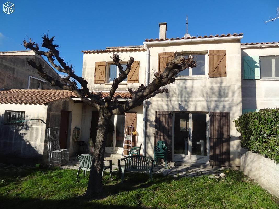 Maison de lotissement à St Rémy de Provence