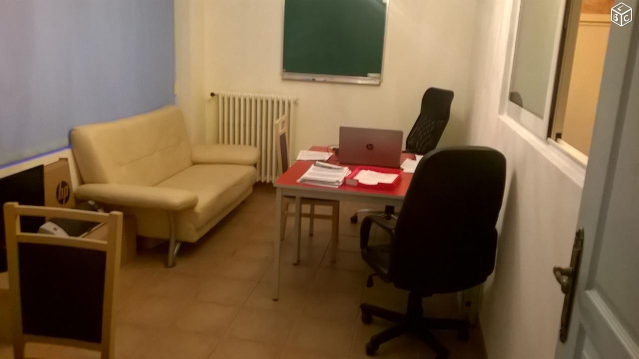 Local actuellement bureaux