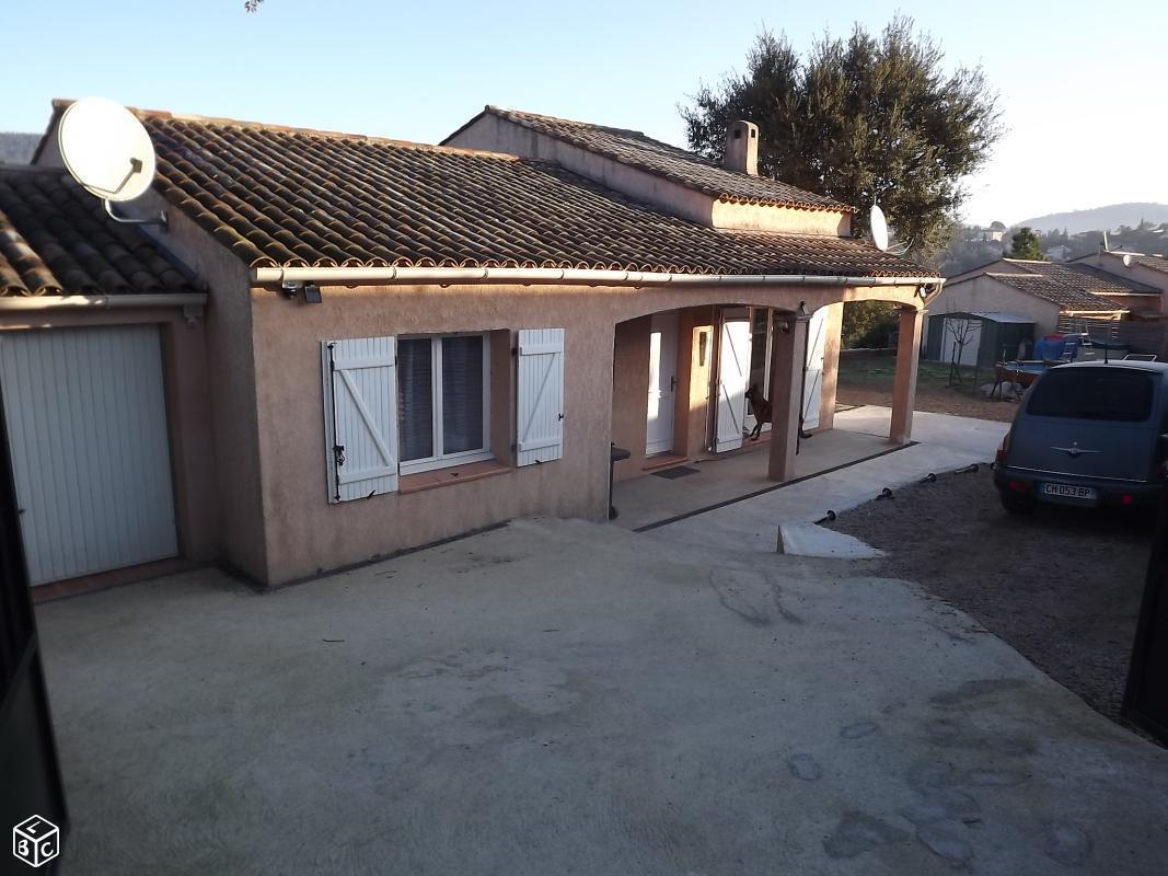 VILLA 81 m2 AVEC 3 ch, GARAGE , 770 M2 DE TERRAIN