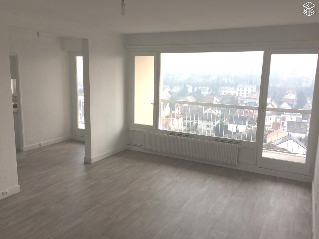 Studio 40 m2 très lumineux et au calme