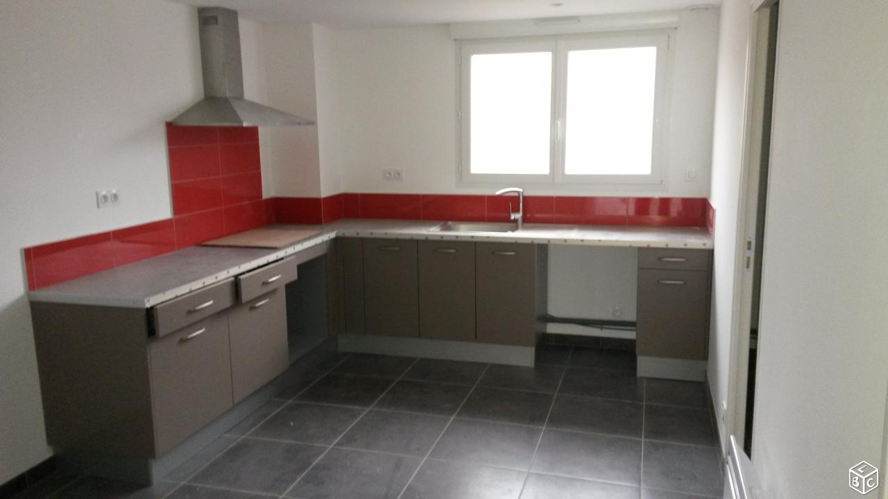 Appartement neuf dans village