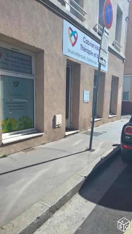 Local commercial/bureau 43m² République-Charpenne