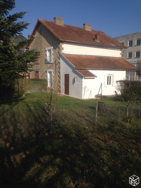 Maison de 4 piéces avec jardin garage et cave