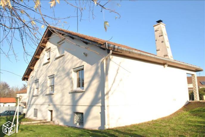 Maison 8 pièces 170 m²