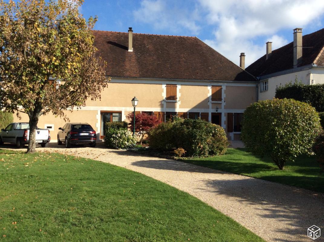 Maison ancienne de plain pied 145 m²