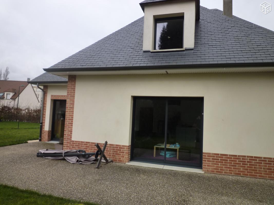 Belle Maison jardin et garage - Proche Mairie