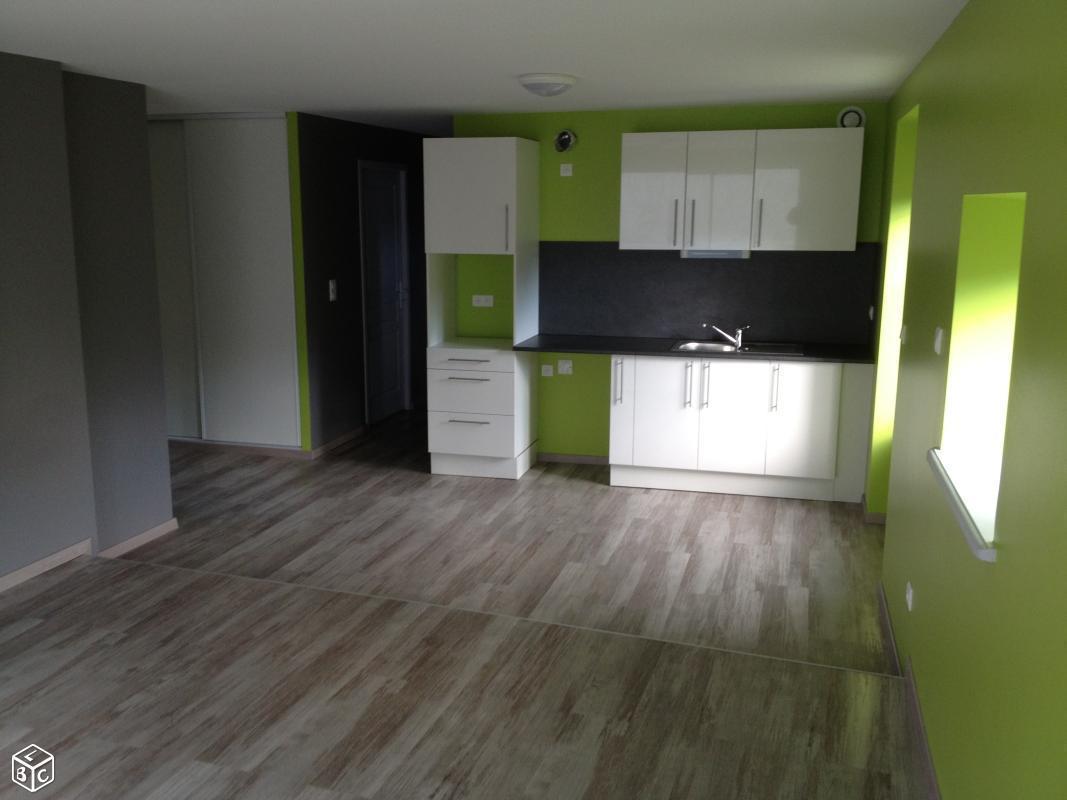 Appartement F3 avec cour