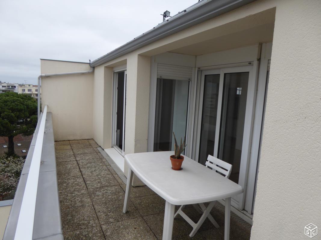 Apt t2 terrasse  cours argonne a  - park