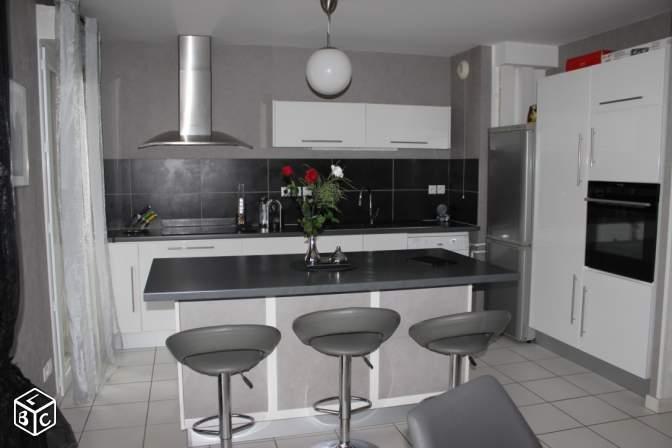 Appartement T3 68 m2 à Chevigny St Sauveur (Divia)