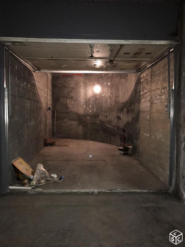 Garage fermé en sous sol chaprais