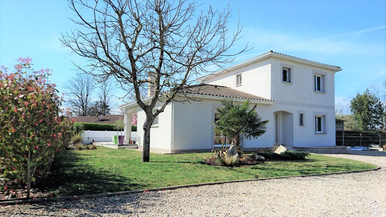 Villa 6 pièces 127m² avec piscine