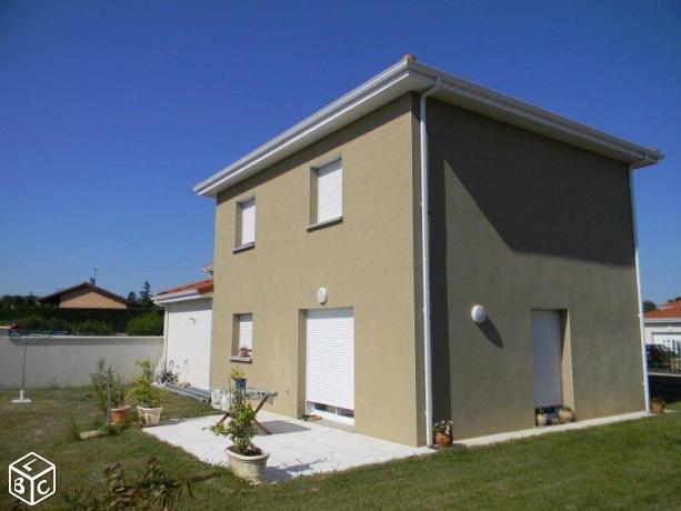 Villa 4 pièces 85 m²