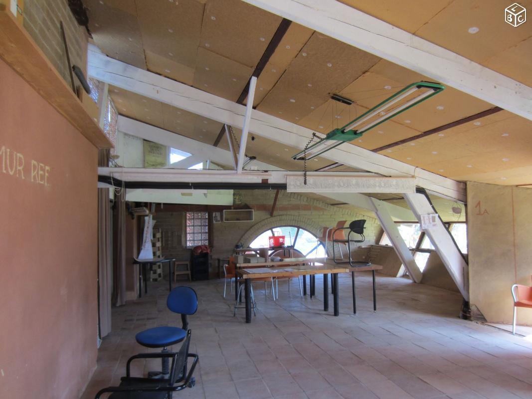 Bureau de 116m² à