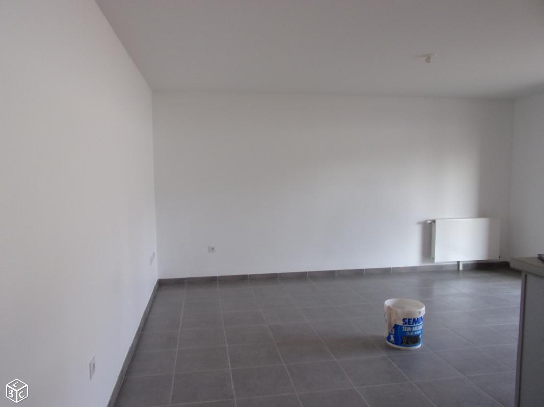 Spacieux T3 70 m², RDC, Terrasse 9 m², 2 parkings