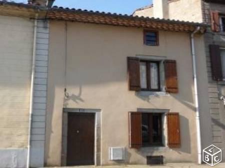 Maison de 80m² sur terrain de 200m², ,