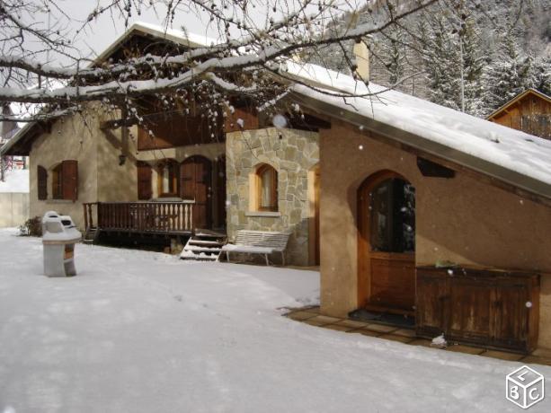 Serre che 1400, deux chalets sur le même terrain