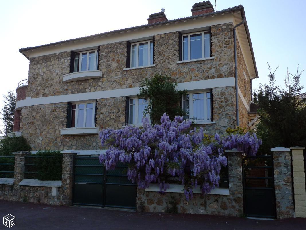 Appartement et studio dans meulière