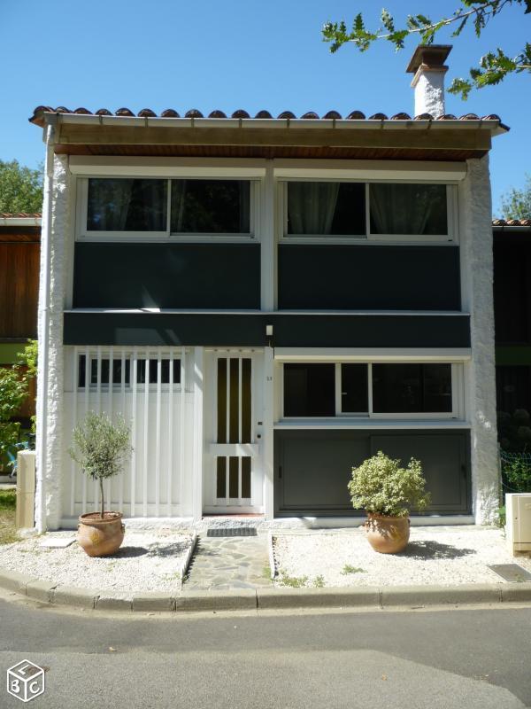 Maison dans residence privee avec piscine