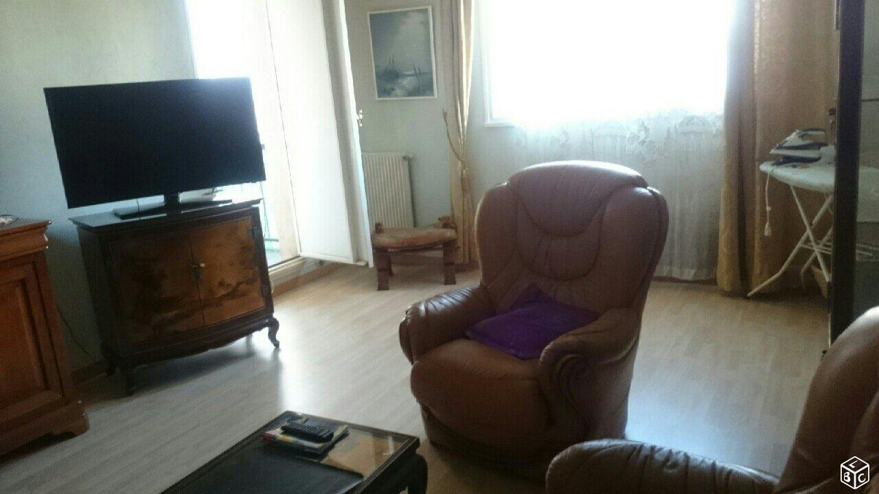 Appartement f 3 + parking privé FRANCONVILLE