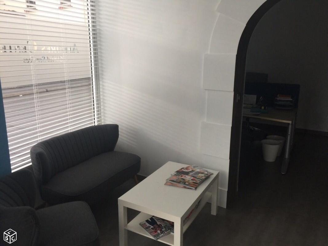 Local 52 m² Aulnay Centre