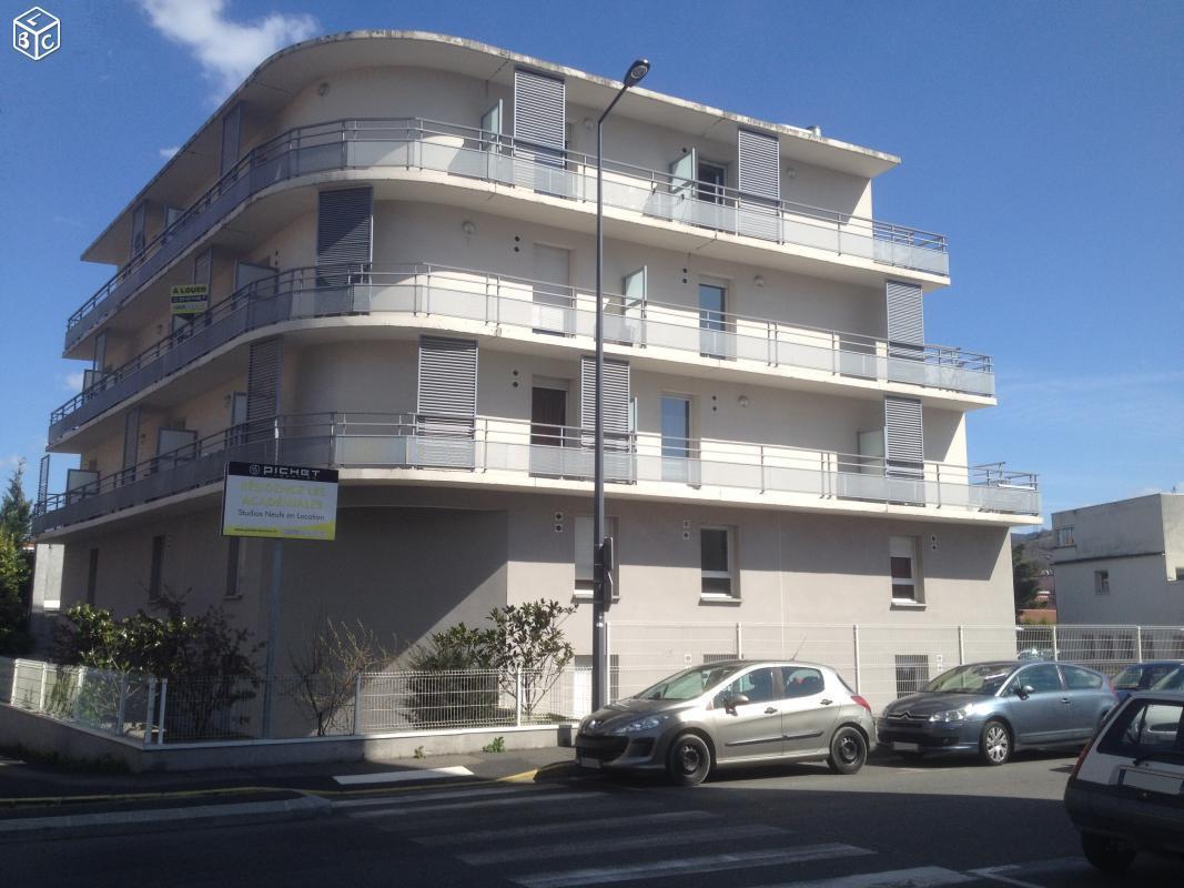 Studio avec terrasse + Parking