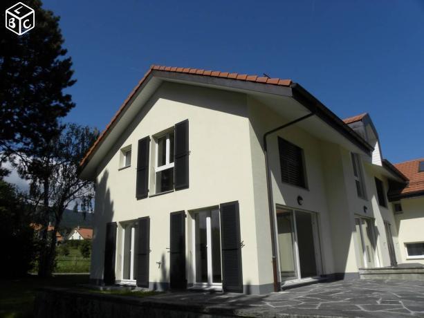 Villa jumelée 143m², 3 chambres, jardin