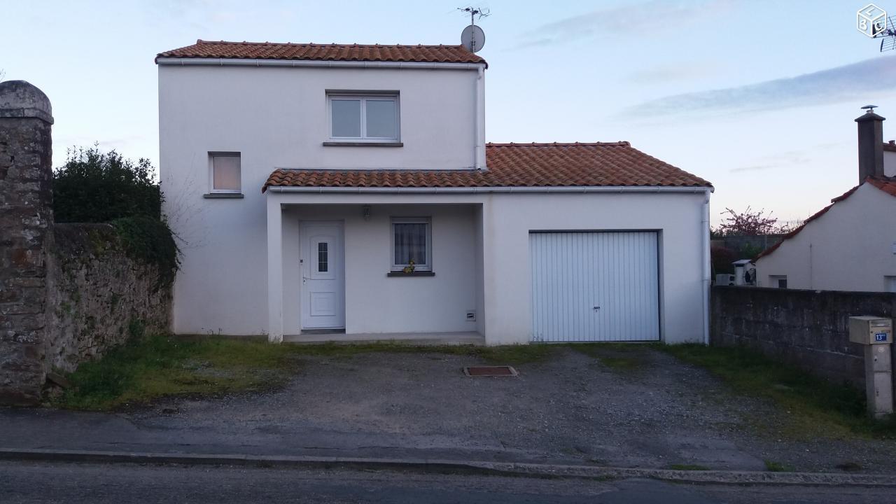 Maison 2 chambres récente dans le bourg