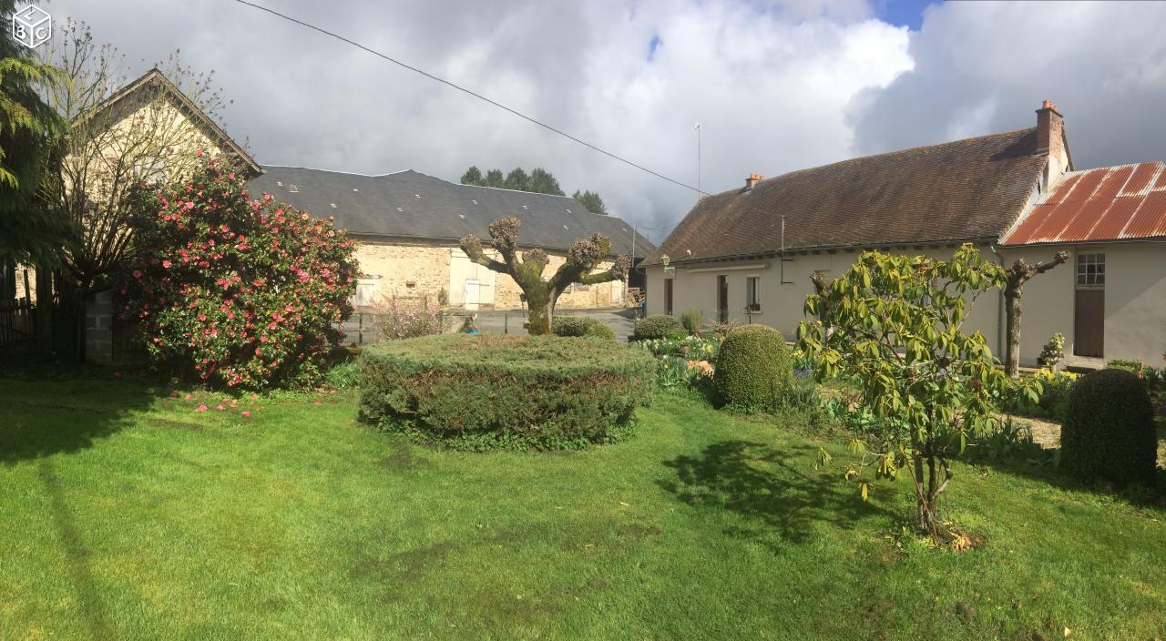 Ferme limousine entre Pompadour et St Yrieix