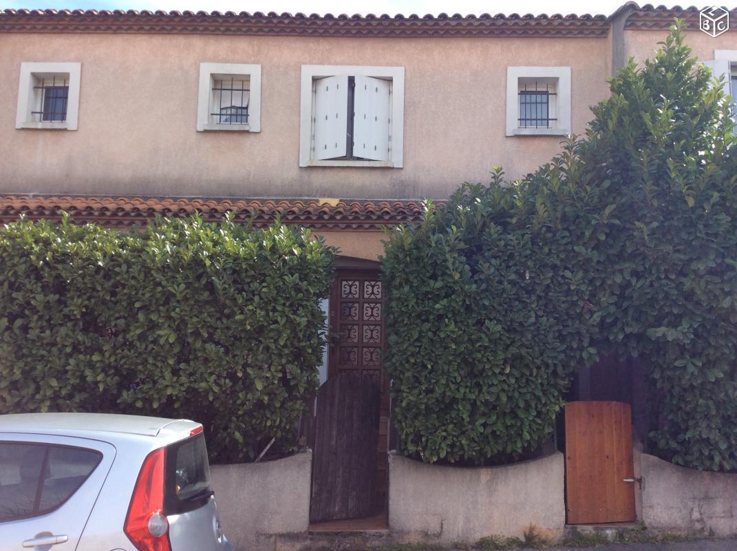 Maison de ville en duplex avec extérieur