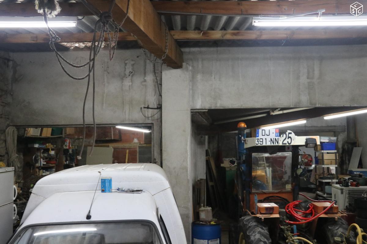 Bâtiment: garage