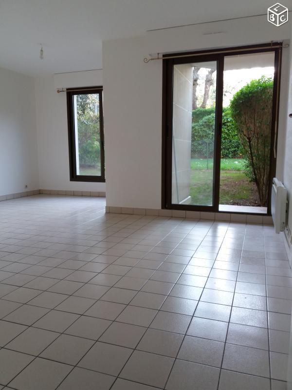 GRAND STUDIO 30m² + JARDIN PRIVATIF CLOS