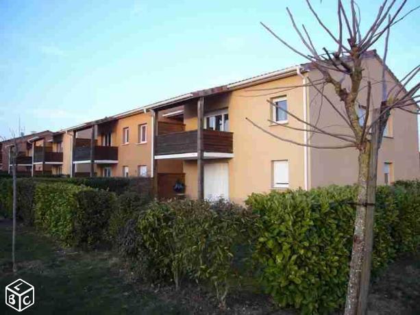 Appartement T2 avec piscine et jardin